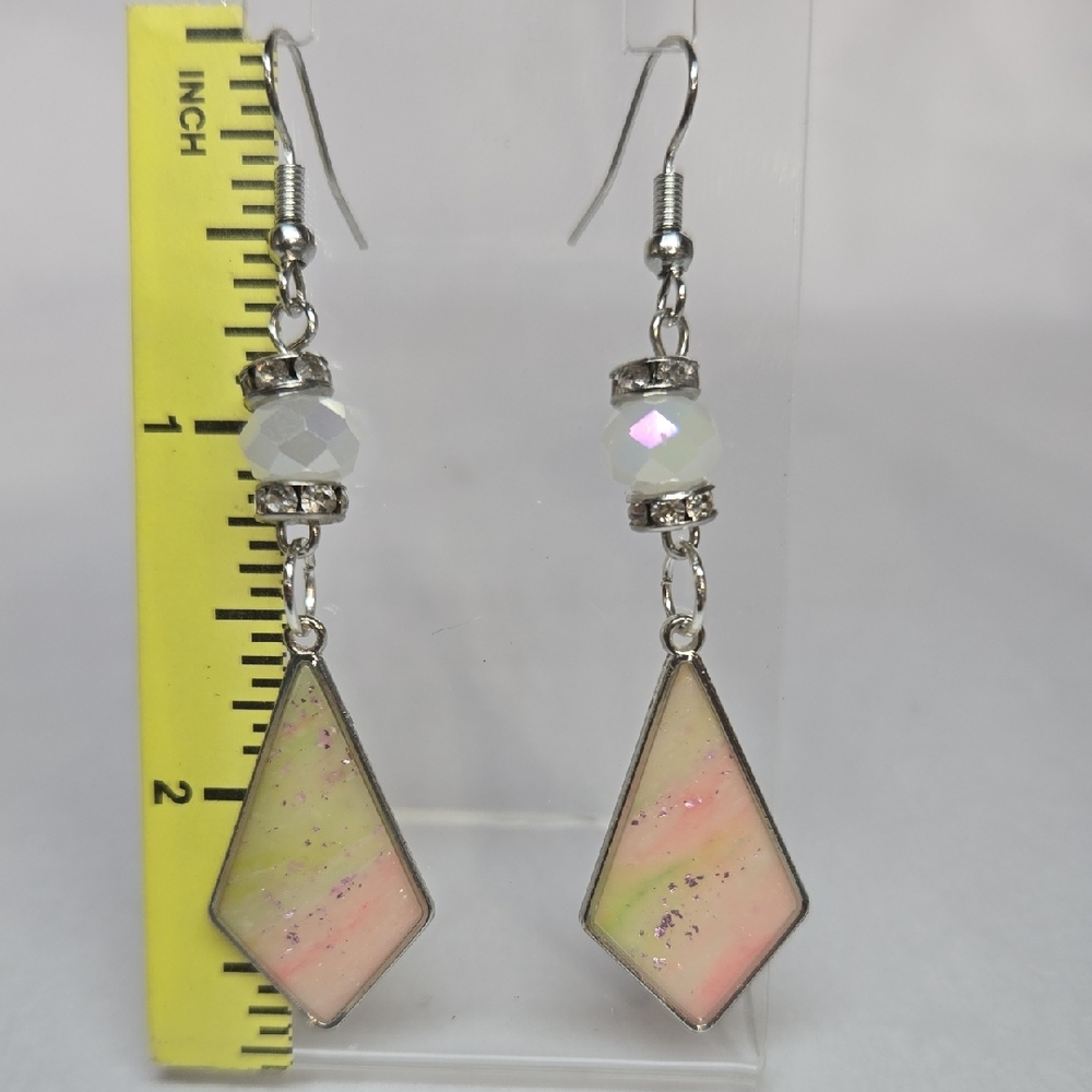 #B343- Chic Silver and Pink Geometric Earrings - Picture 1 of 2